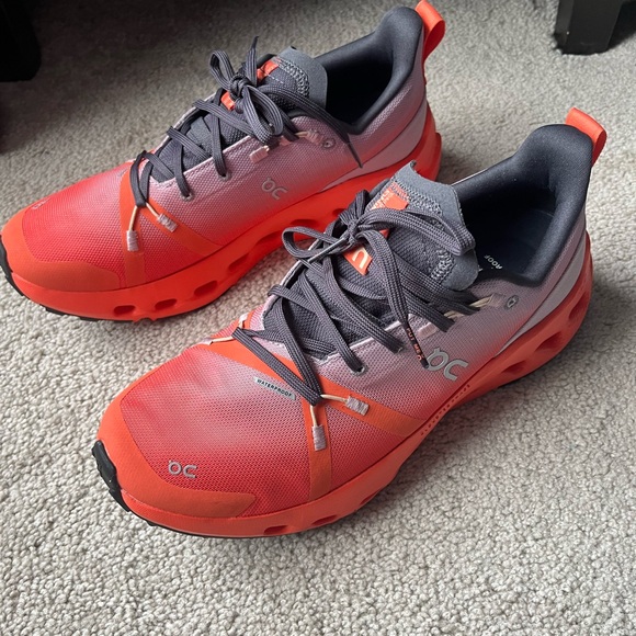 NWT On Cloud surfer trainers with laces - Picture 6 of 12